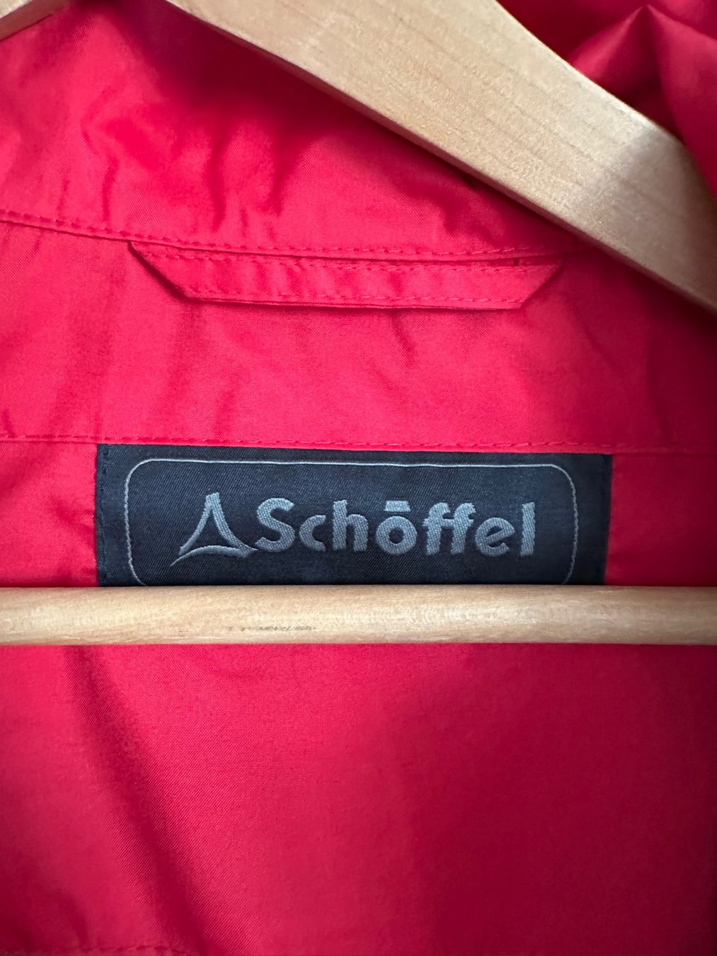 Schoeffel Jacken: Aus Mamas Fundus: Softshelljacke knallrot – Gebraucht aus Zürich von Honeyboo 2