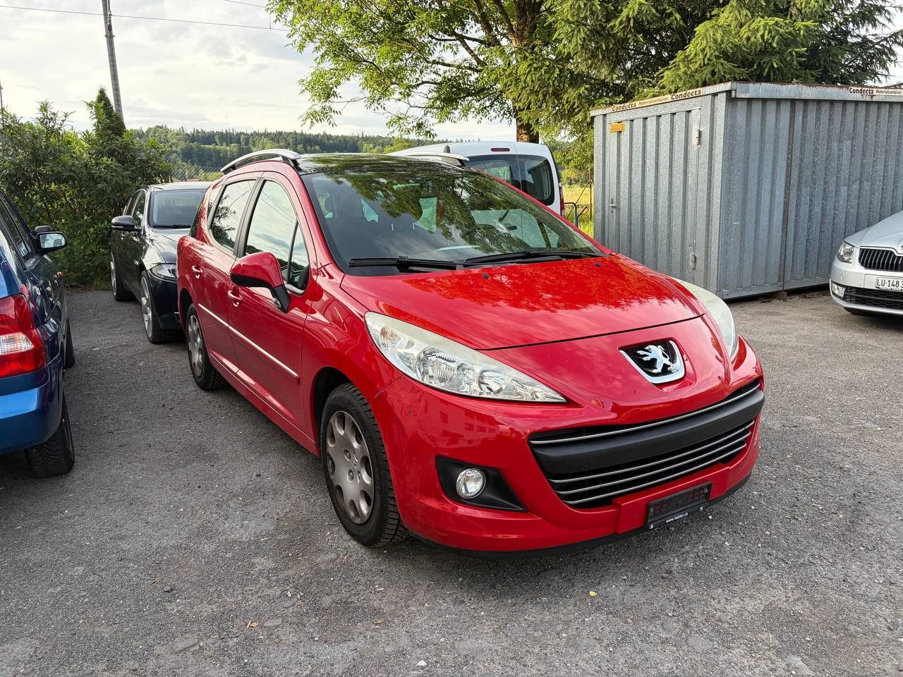 Peugeot Automobili: Peugeot 207SW 1.6і – Usato da Dagmersellen venduto da vns_t9x2