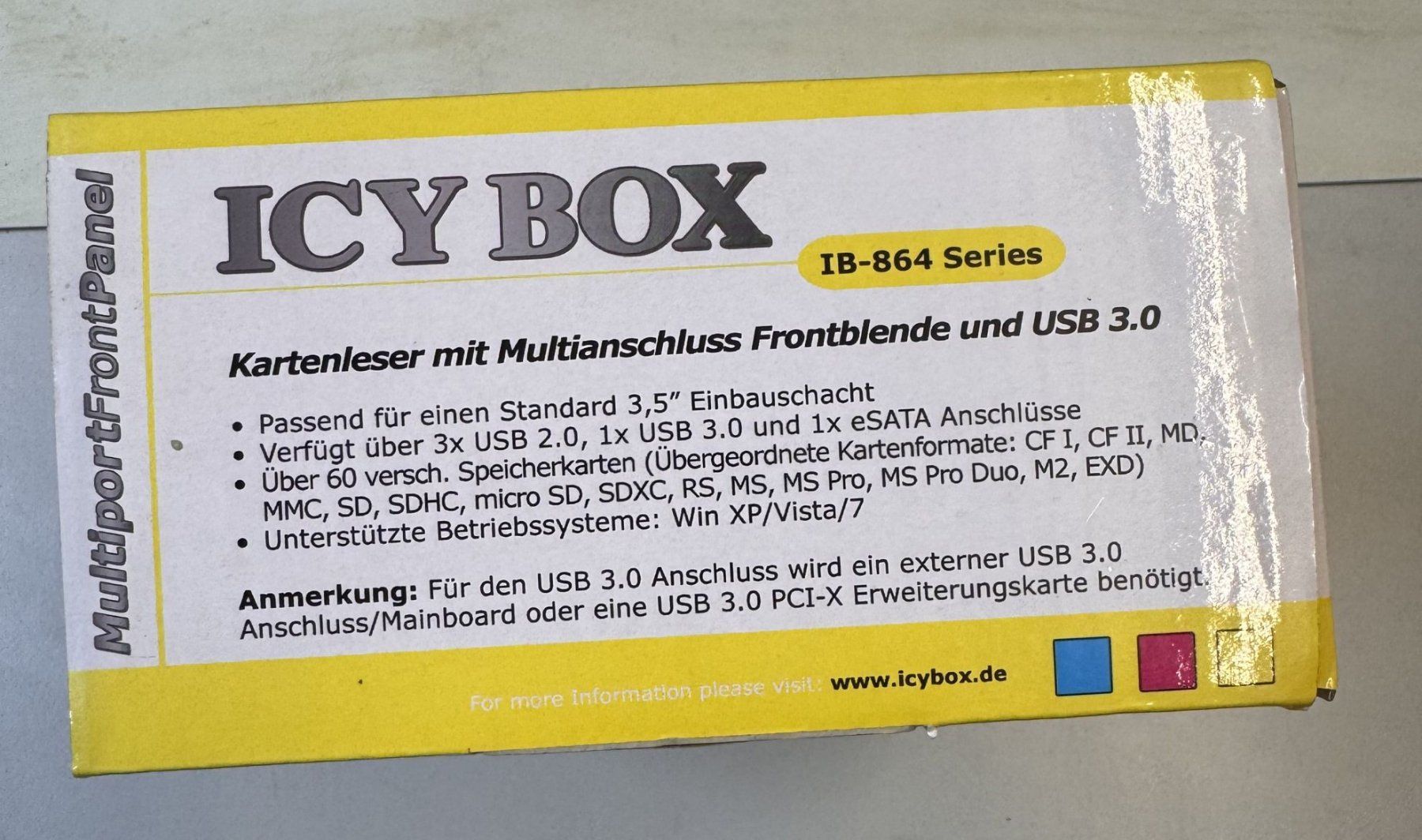 Componenti elettronici: ICY BOX IB-864-B Multiport Frontpanel USB 3.0 Cardreader – Nuovo e nell'imballaggio originale da Roggliswil venduto da wipix 4