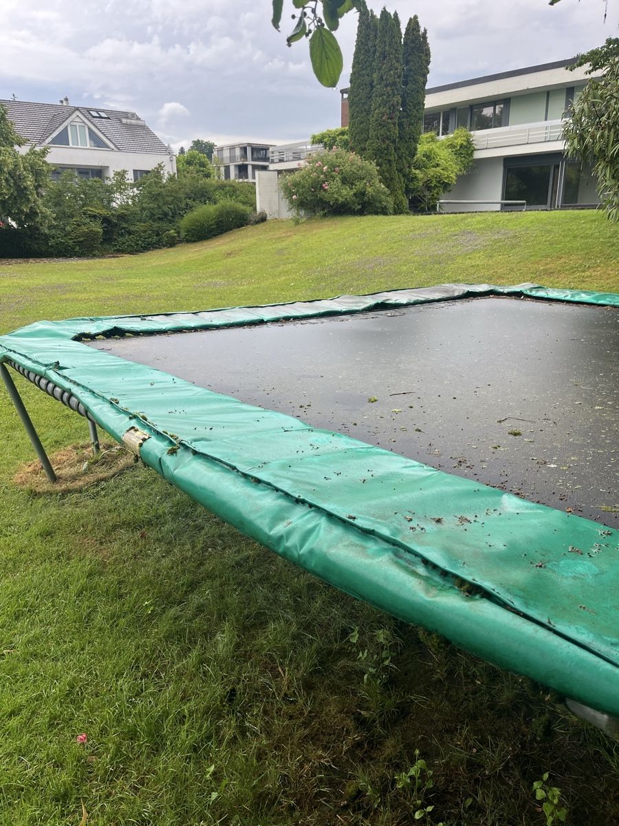 Trampoline: Hochwertiges Trampolin – Gebraucht aus Rapperswil SG von dc__2vky 2