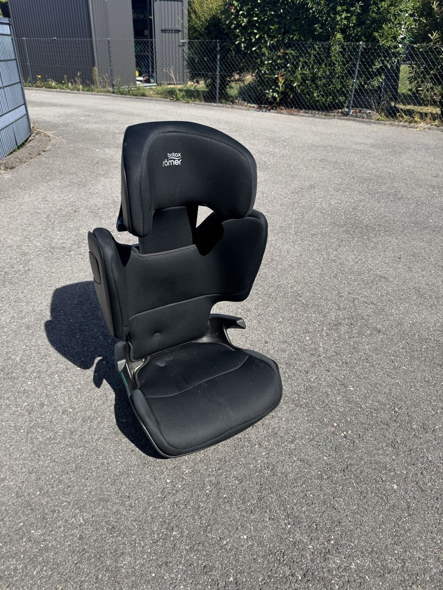 Britax Römer Auto-Kindersitze: Siège auto pour enfants  – Gebraucht aus Romanel-sur-Morges von cpa_2kqd 1