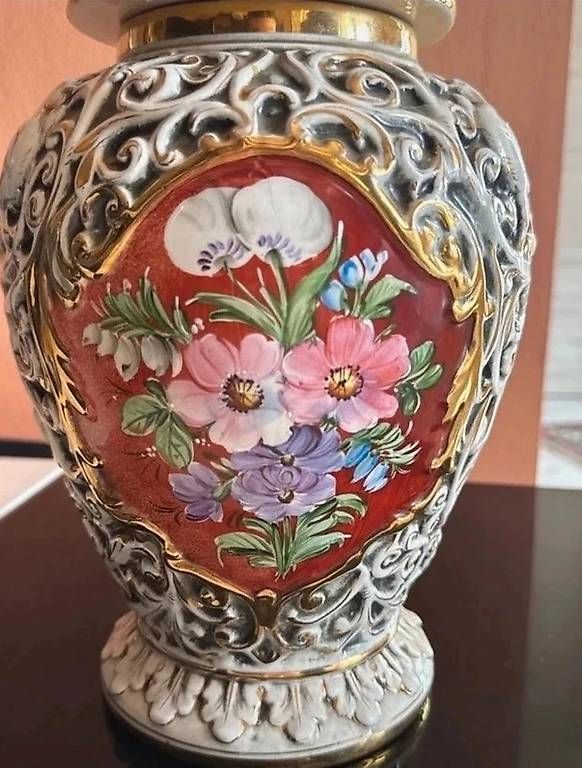 Vasi & Recipienti:  Grande Vaso con Coperchio Capodimonte  Mod. 3081 – Usato da Figino venduto da cla_b75f 1