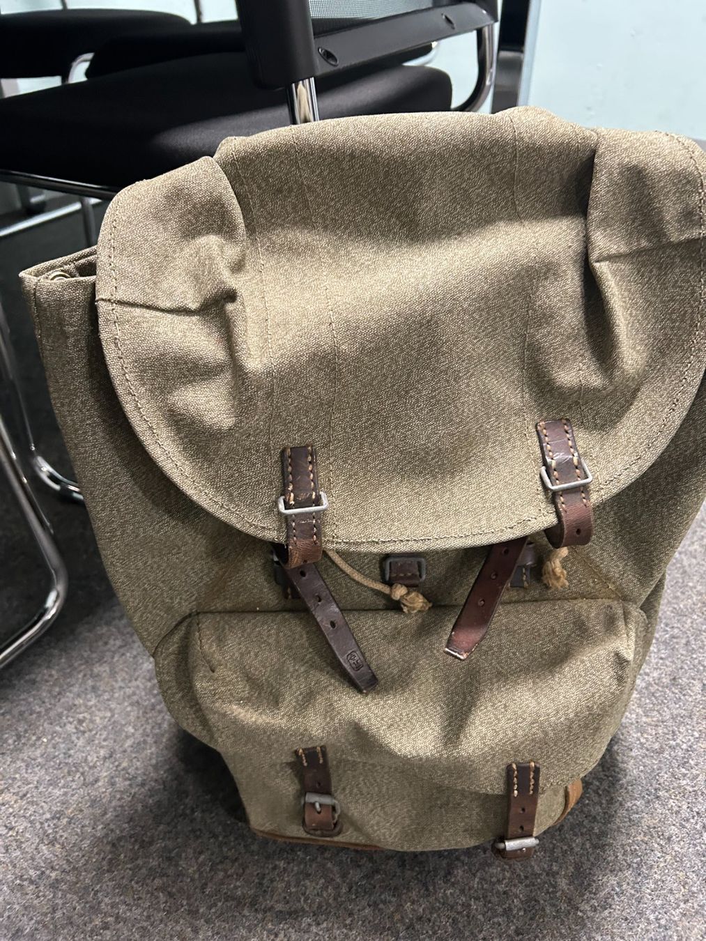 Sacs à dos: Alter Militär Rucksack – D'occasion à Würenlingen par 12345678