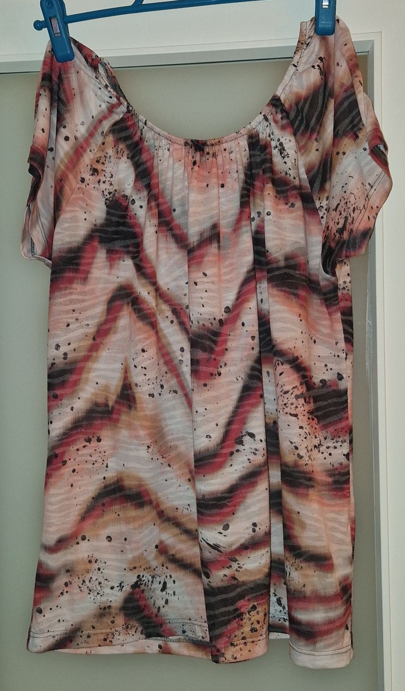 T-shirt: tshirt pour femme xl – Usato da Couvet venduto da Pioune