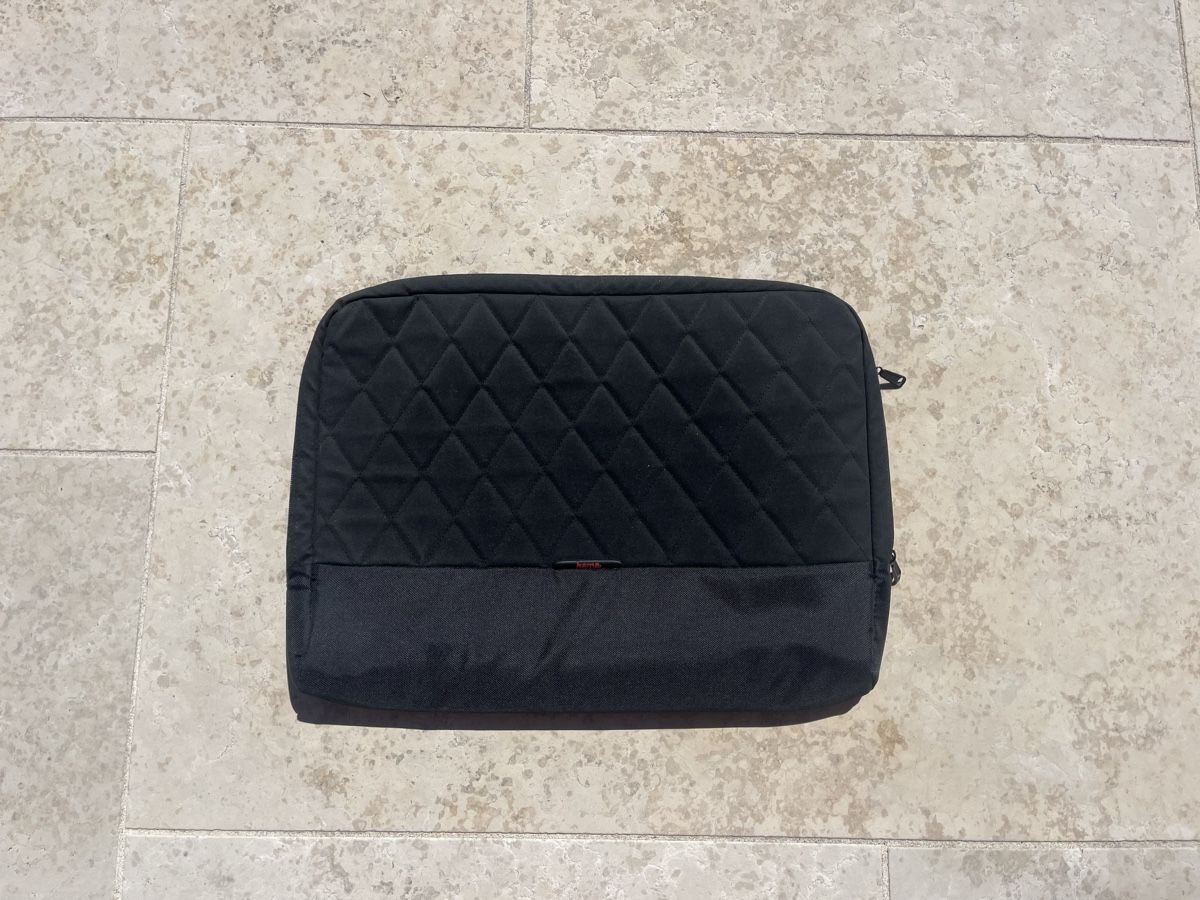 Hama Covers & Borse: Hama computer cover – Usato da Pully venduto da ari_78pk