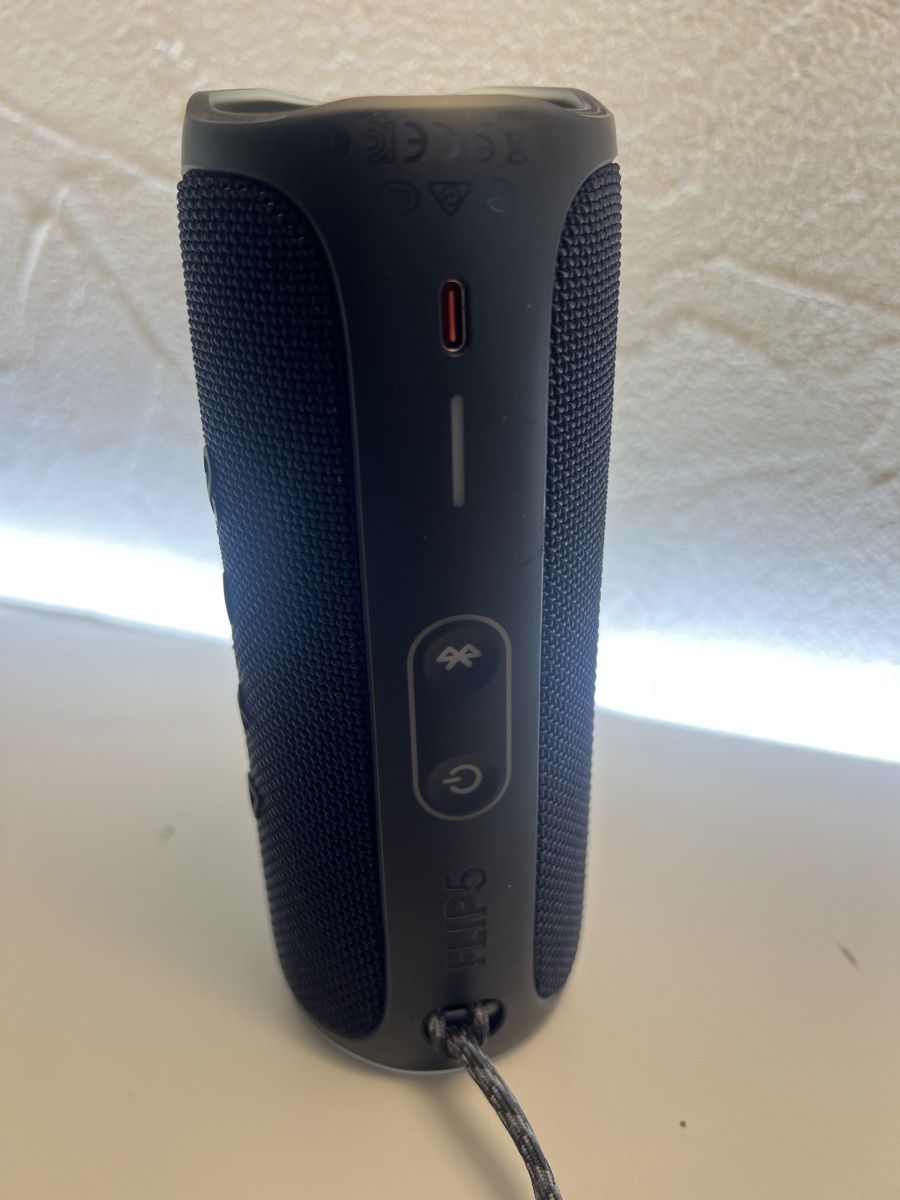 JBL Haut-parleurs: JBL Flip 5 Bluetooth Lautsprecher Schwarz  – D'occasion à Rotkreuz par Migu2012 1