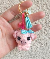 Amigurumi Schlüsselanhänger mit Schwein Neu, handgemacht. 