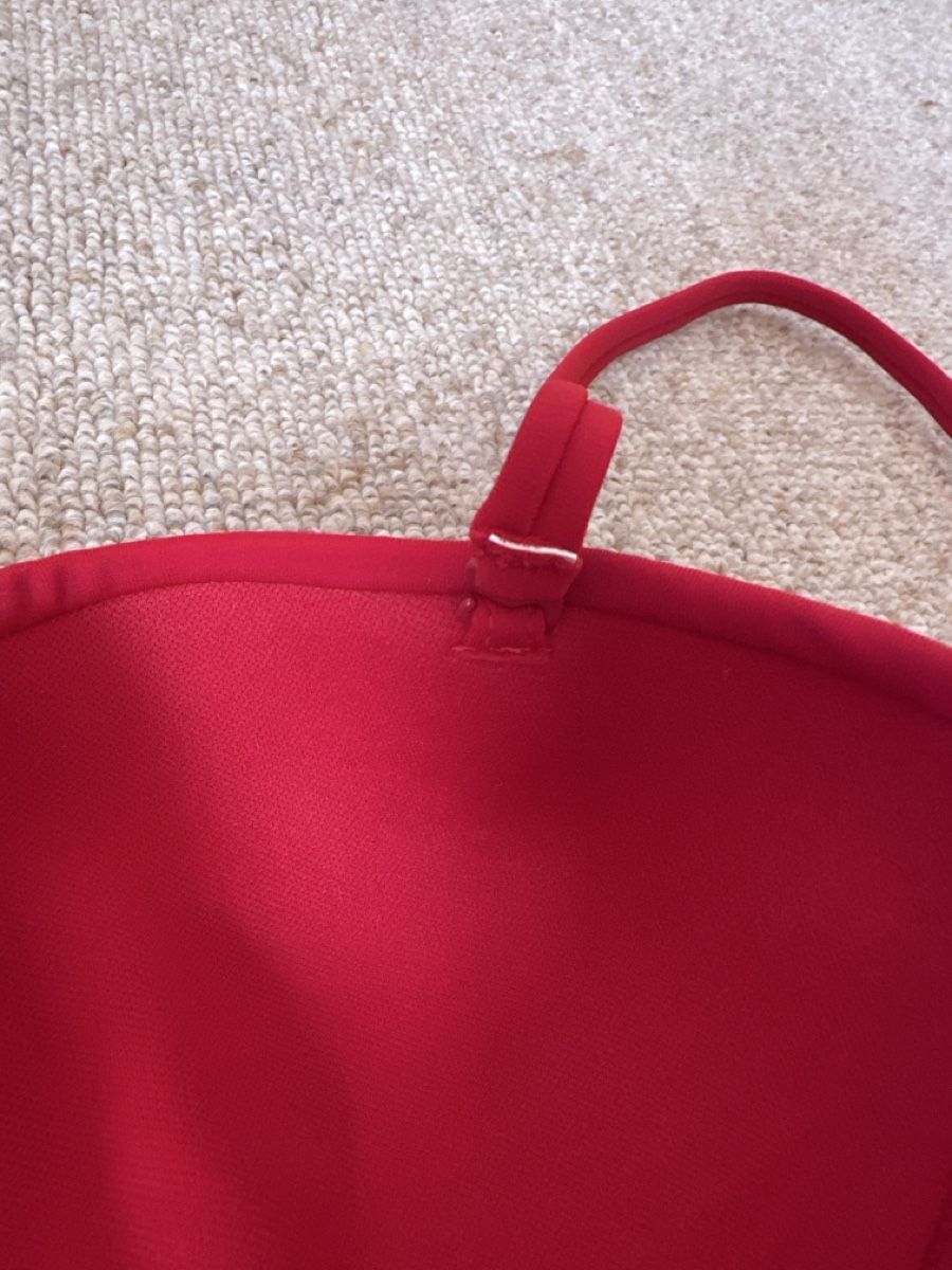C&A Costumi da bagno & Bikini: Roter Bikini C&A Grösse 75B / 36 – Usato da Buchs AG venduto da tifena 4