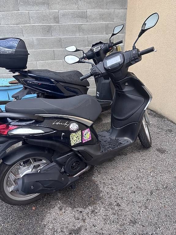 Scooters: Vendo Piaggio Liberty  – D'occasion à Bironico par ami_nl6s 4