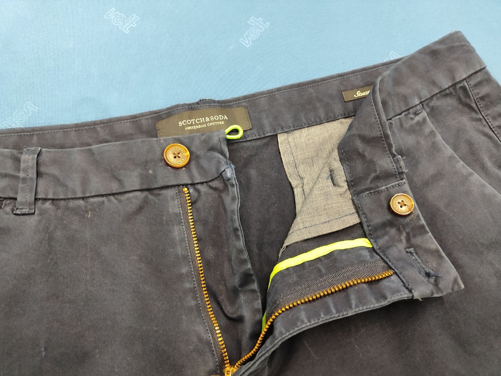 Pantaloni: Herren Hose 34/33 – Usato da Langnau am Albis venduto da Judithsebi 2