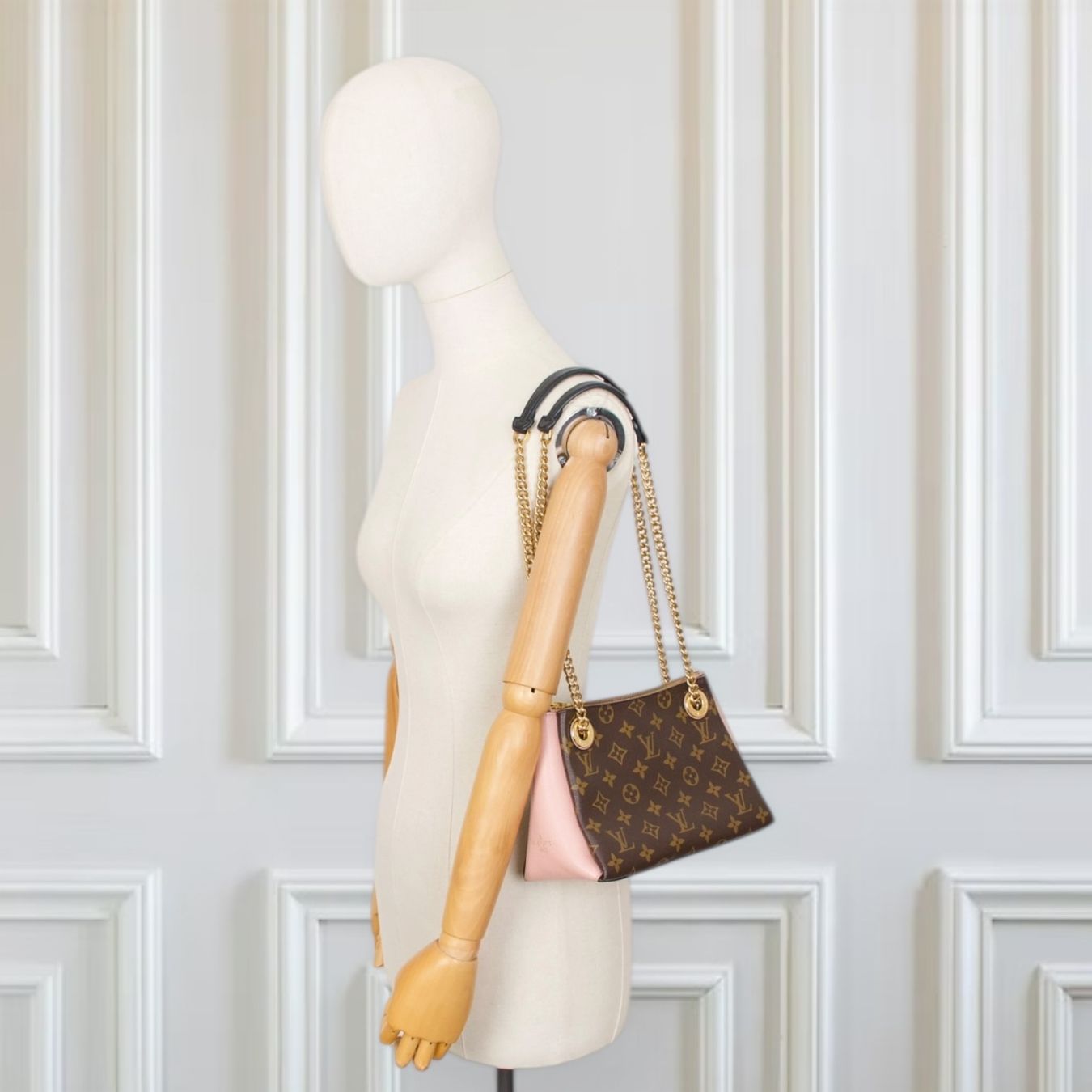 Louis Vuitton Borse da donna: Louis Vuitton Surenne BB Monogram magnolia – Usato da Binningen venduto da Designerlabels 1