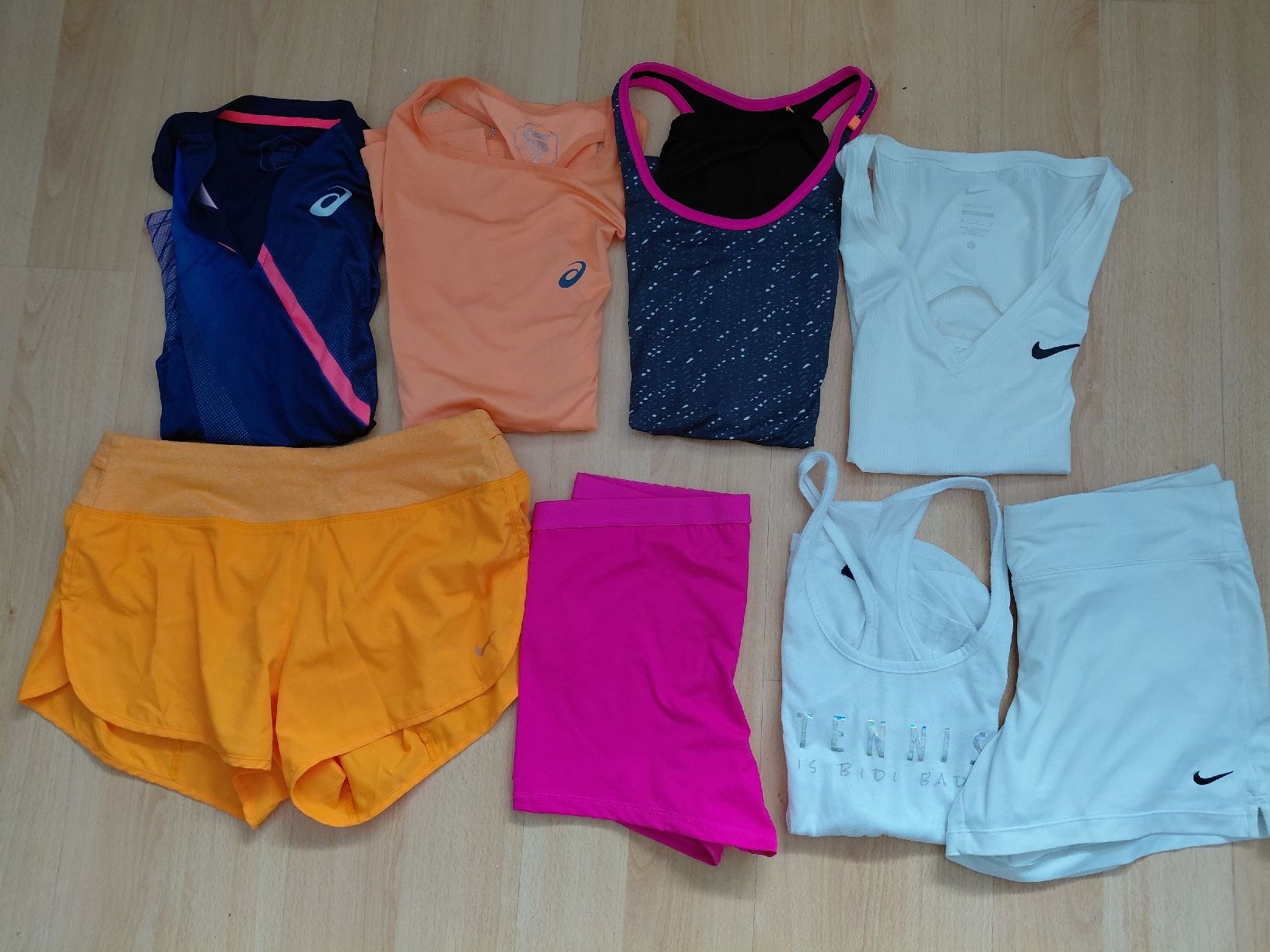 Lots de vêtements: Sport Kleiderpaket – D'occasion à St. Niklaus VS par sportler60