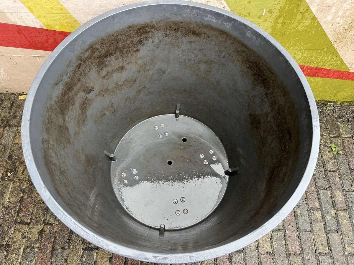 Vasi per fiori: Grosser runder Pflanzentopf – Usato da Trimbach venduto da Mawu71 2
