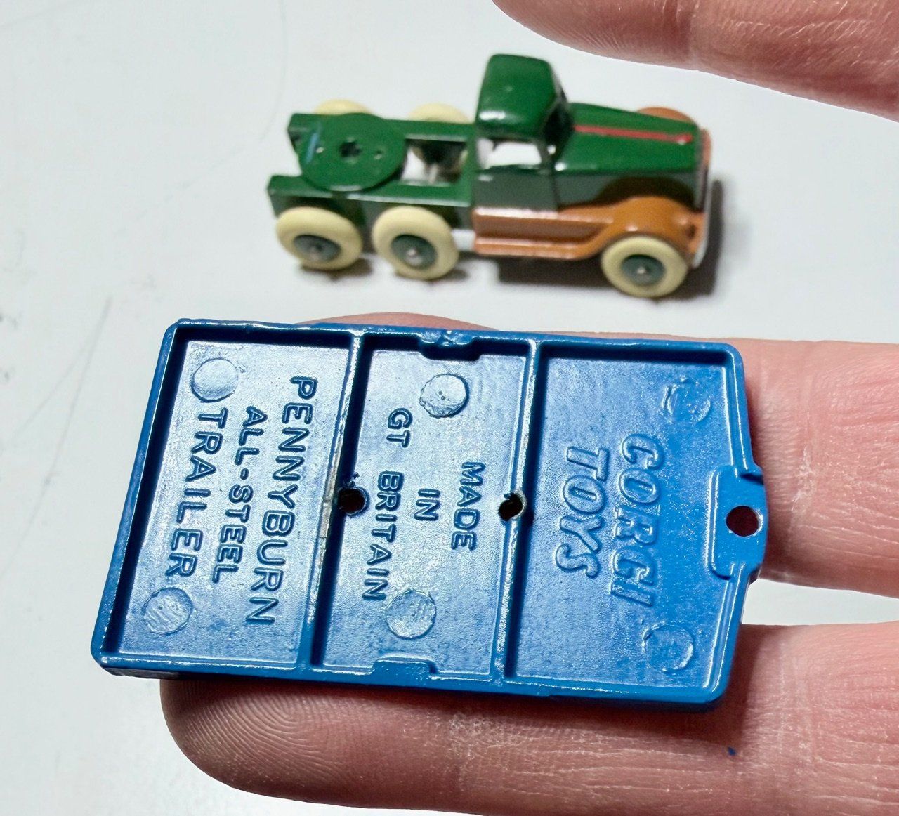 Corgi Toys Modellini d'auto: Corgi Toys camion – Usato da Perly venduto da inf_jnp6 7