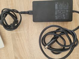 Surface Netzteil