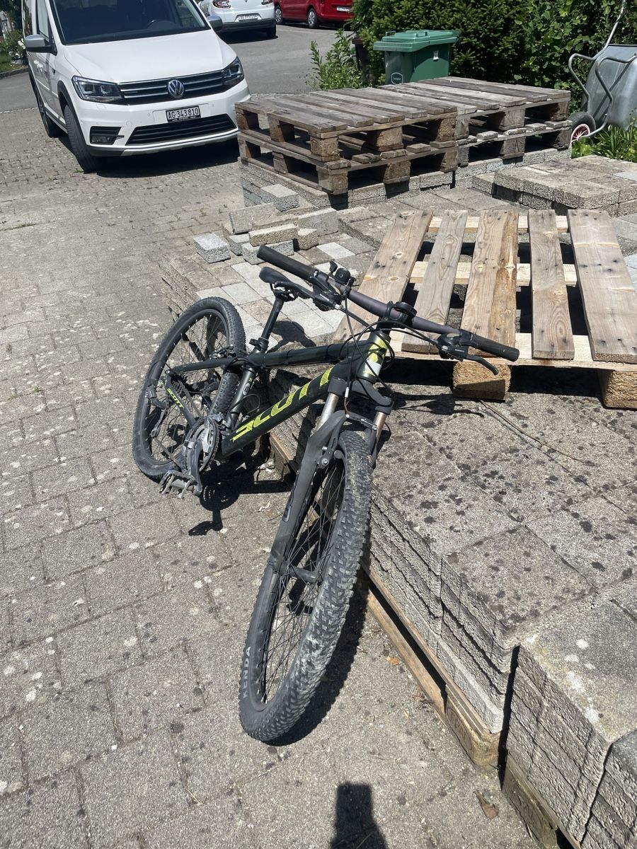 Scott Biciclette: Scott scale – Difettoso da Sarmenstorf venduto da sil_27w2