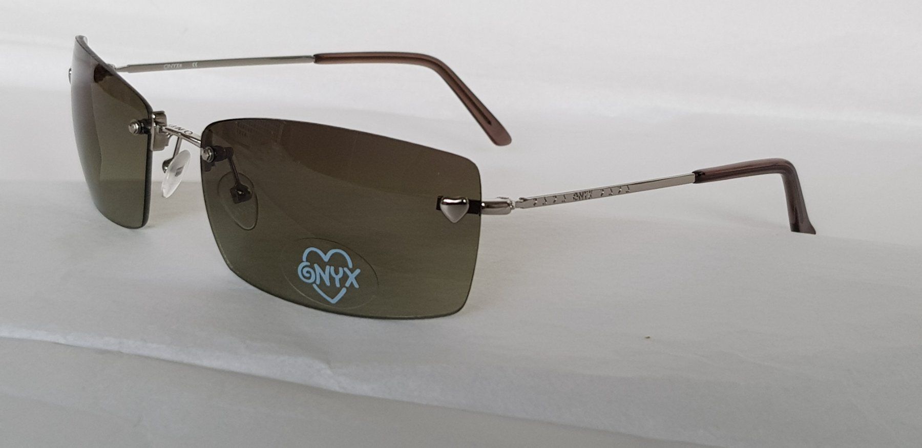 Lunettes & Verres: ONIX  UNISEX  JUNIOREN SONNENBRILLE – Neuf avec emballage d'origine à Aadorf par condor35 4