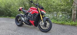 Ducati Streetfighter V4s mit Garantie