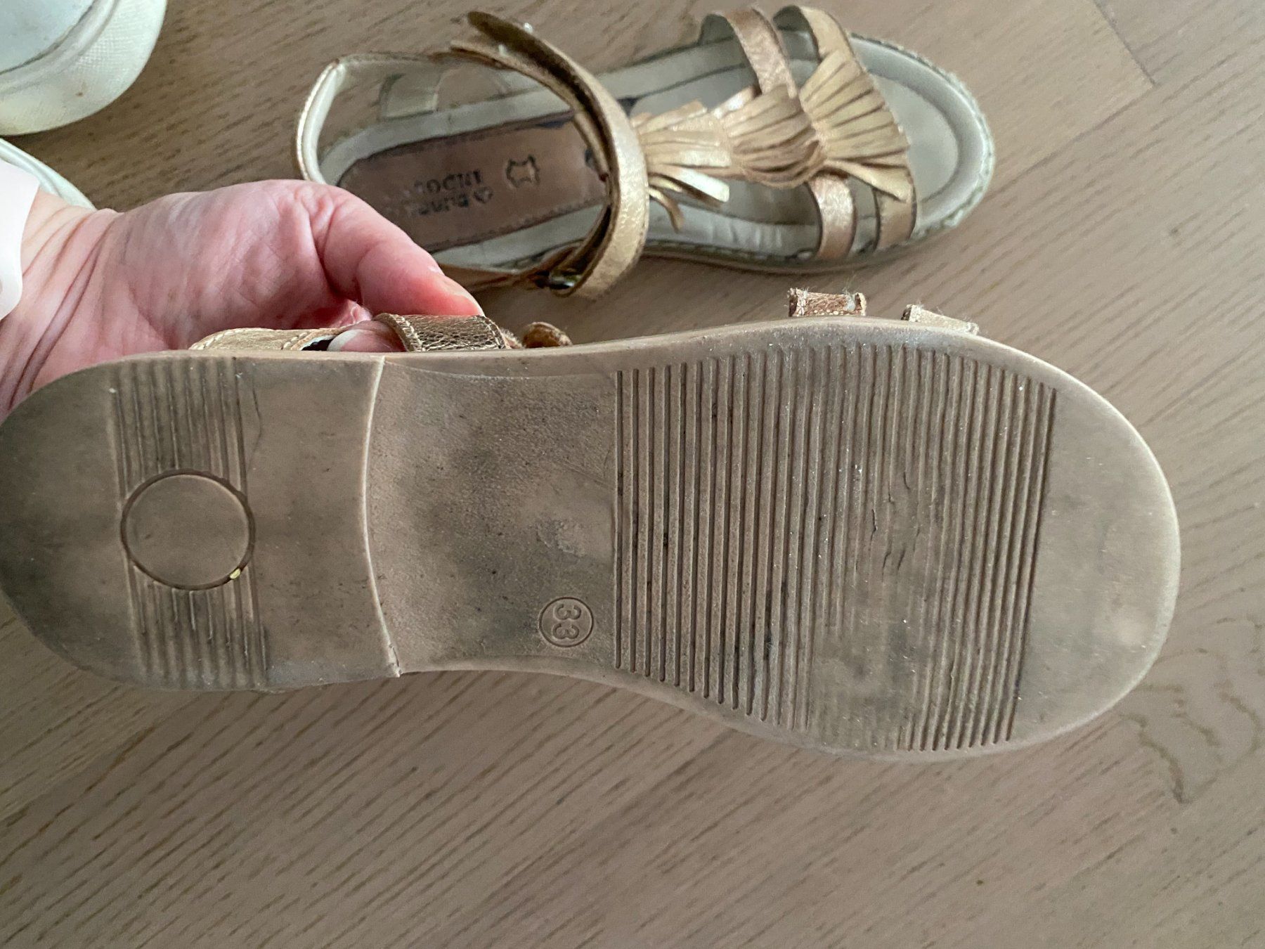 Scarpe per ragazze: Mädchen Sandale – Usato da Luzern venduto da GGalin 1
