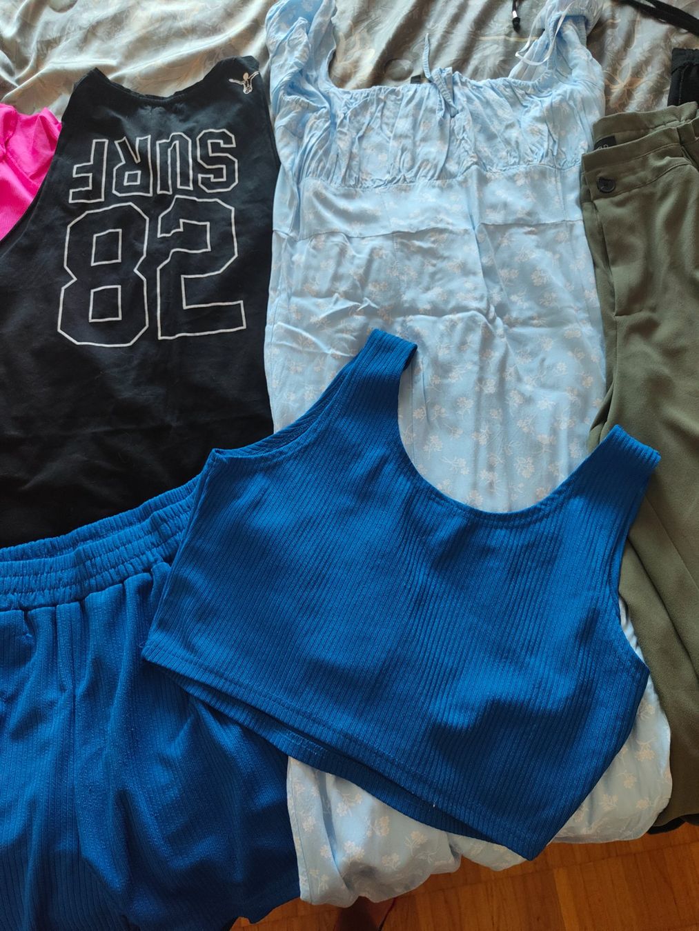 Lots de vêtements: Kleiderset M\L – D'occasion à Arbon par karolina_frank 2