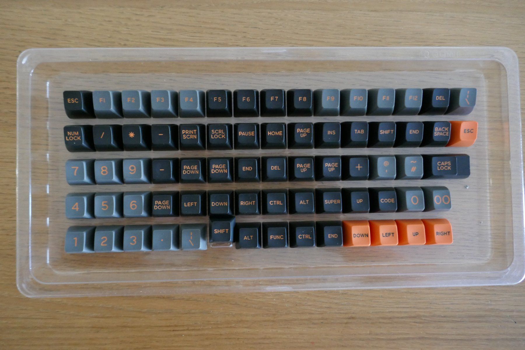 Tastiere: Domikey ABS Orange Dolch / SA Profile / 159 Keycaps set – Nuovo (secondo la descrizione) da Lutry venduto da Aghoithae 4