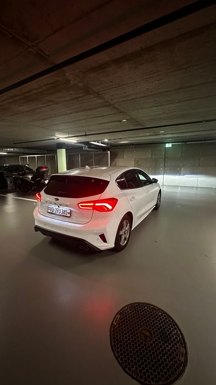 Ford Automobili: Ford Focus 1.0 125Ch | Leasing possible – Usato da Renens VD venduto da fre_8bhd 1