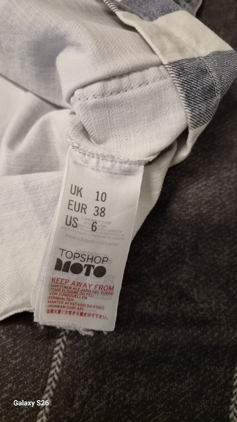 Wemoto Vestiti & Gonne: Kleid  – Usato da Oberglatt ZH venduto da nat_c6k7 3