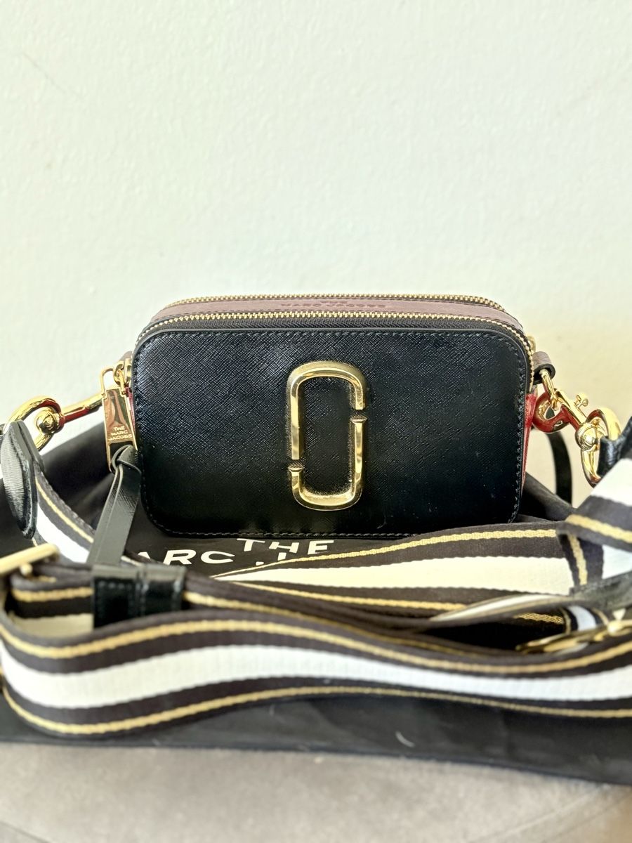 Marc Jacobs Borse da donna: Marc Jacobs Sac The Snapshot – Usato da Romanel-sur-Lausanne venduto da Tania.P