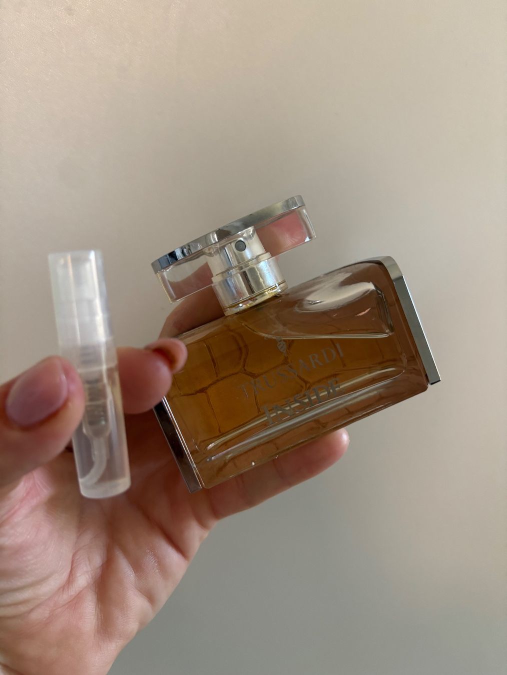 Trussardi Parfum & Eau de Toilette: Trussardi Inside EDP Duftprobe 2ML – Gebraucht aus Zürich von deruja