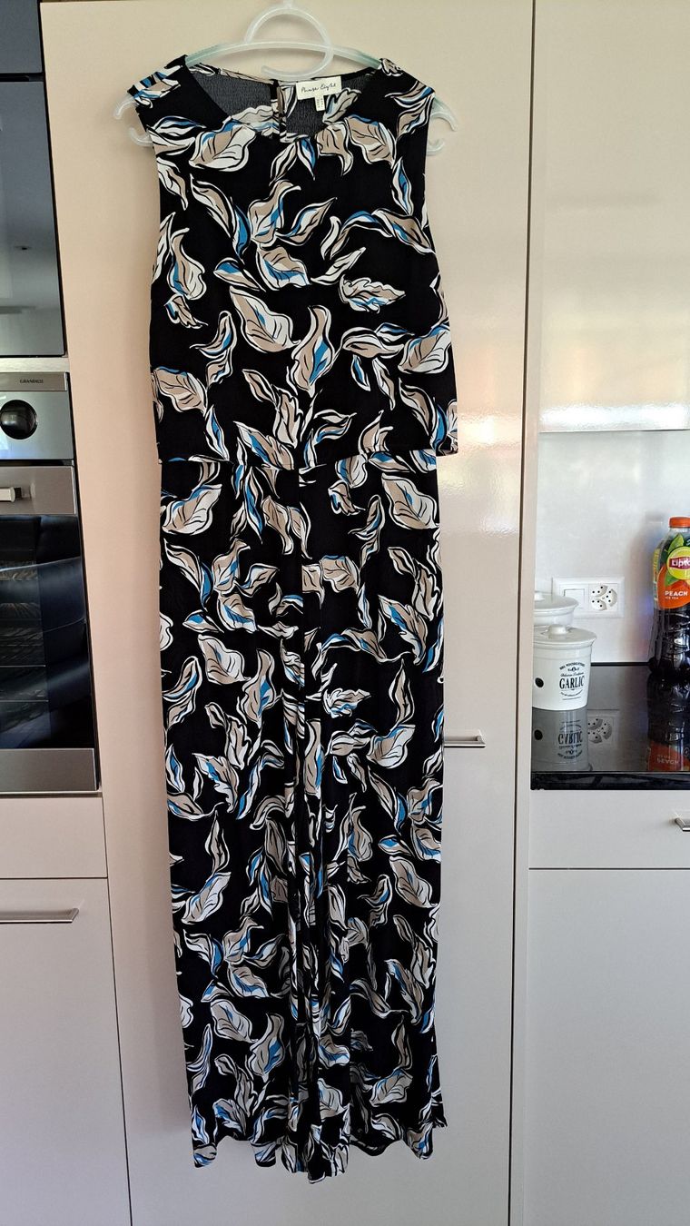 Phase Eight Tute: Jumpsuit  "Phase Eight" – Nuovo e nell'imballaggio originale da Elgg venduto da Semmerli