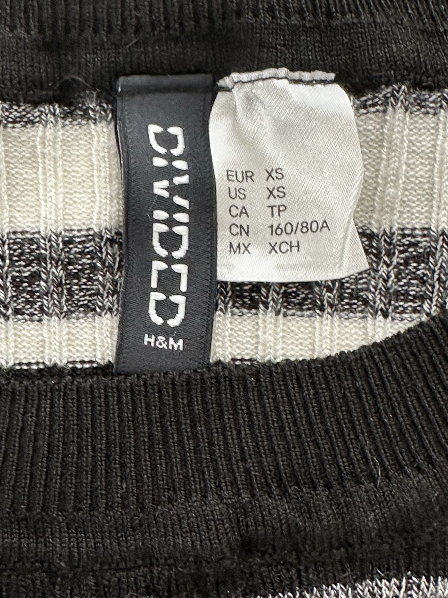 H&M Tops: Damen Pullover gestreift Grösse XS H&M  – Gebraucht aus Frauenfeld von vanyllua 1
