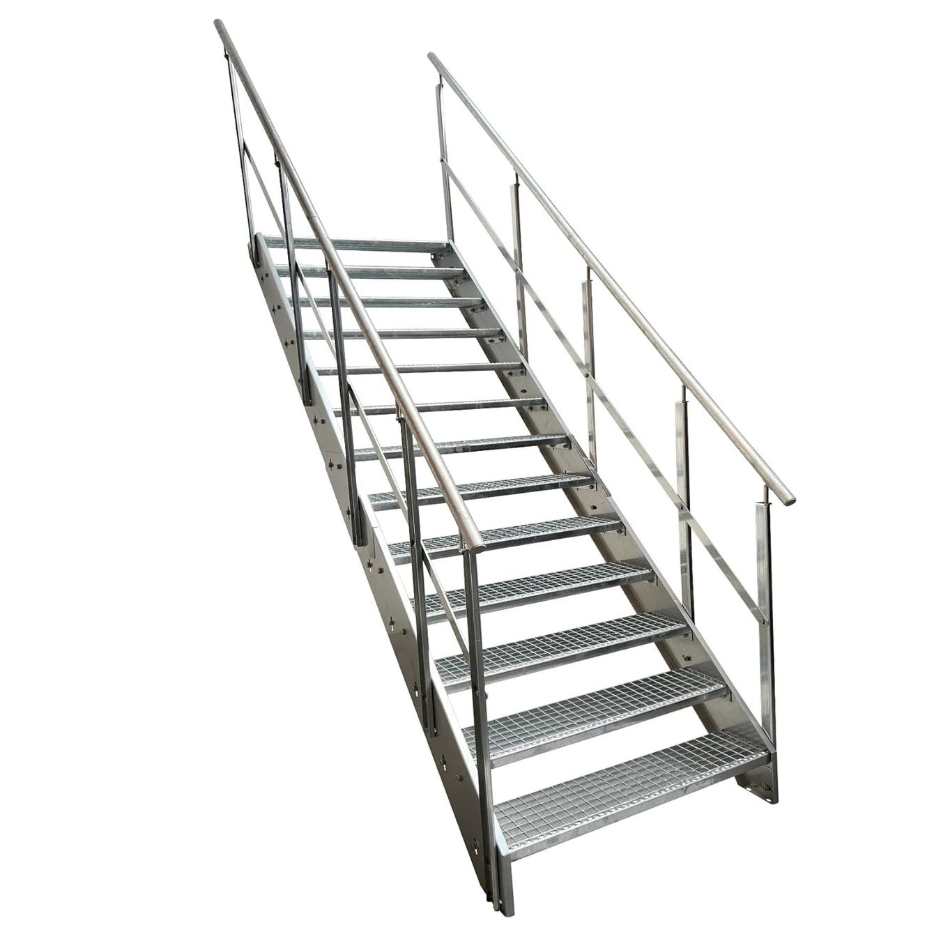 Sonstiges: Stahltreppe 13 Stufen+Geländer 80x247cm – Neu und originalverpackt aus Bottighofen von zaap