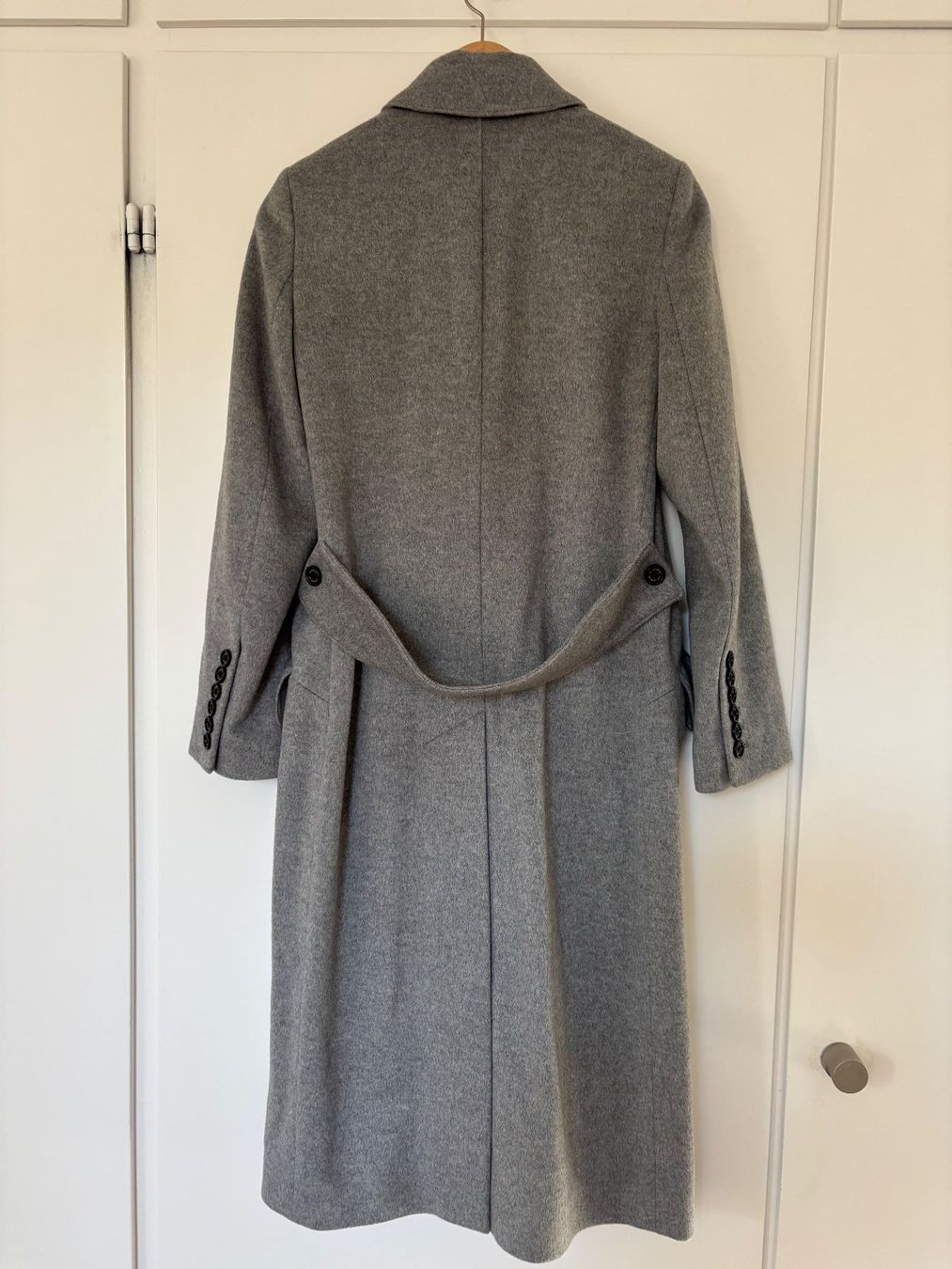 Burberry Cappotti: BURBERRY  Wolll/Kaschmirmantel, hellgrau oversized CH 34 – Nuovo (secondo la descrizione) da Herrliberg venduto da mayfi 5