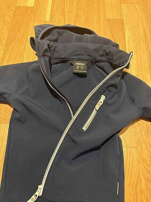 Vestes & Manteaux: Reima Softshelljacke 110 – D'occasion à Schneisingen par tini_elle