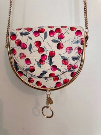Sac modèle Mara cherry print See by Chloé neuf