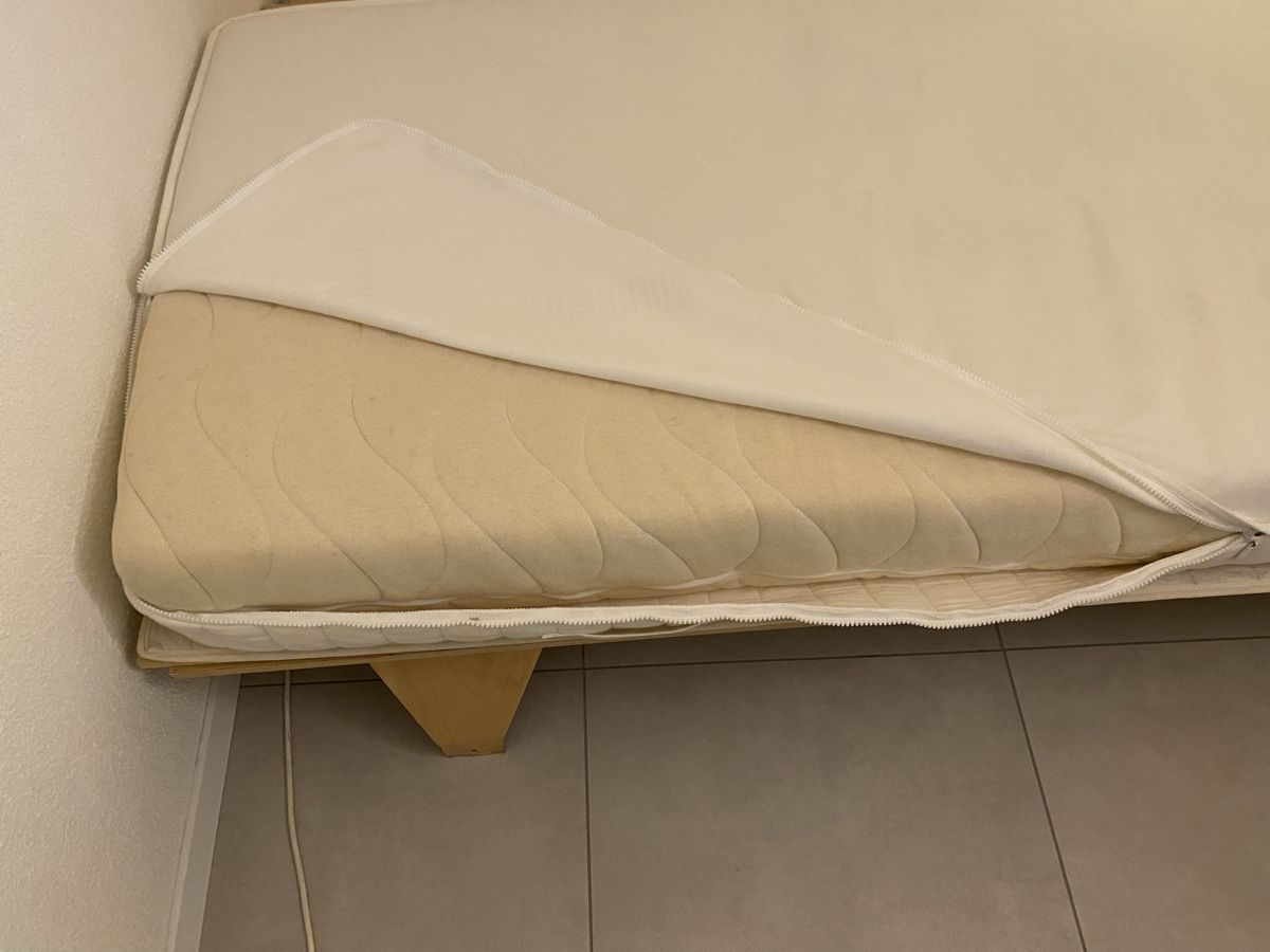 Materassi: Matratze DORMIENTE (nach Wunsch mit oder ohne Bett) – Usato da Biel/Bienne venduto da Projektorium 1