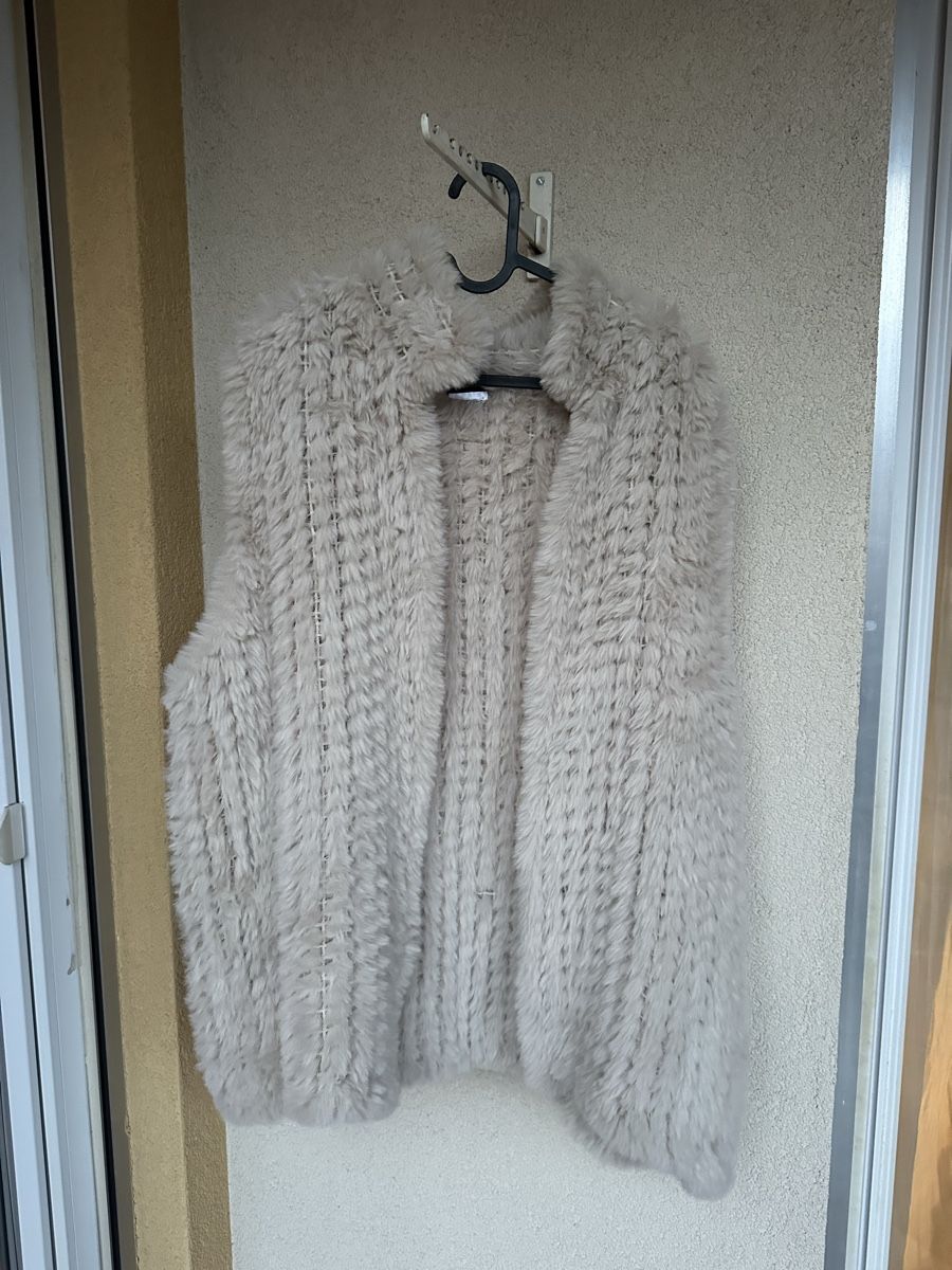Gilet & Giacche senza maniche: Faux-fur gilet – Usato da Lugano venduto da GGcloset