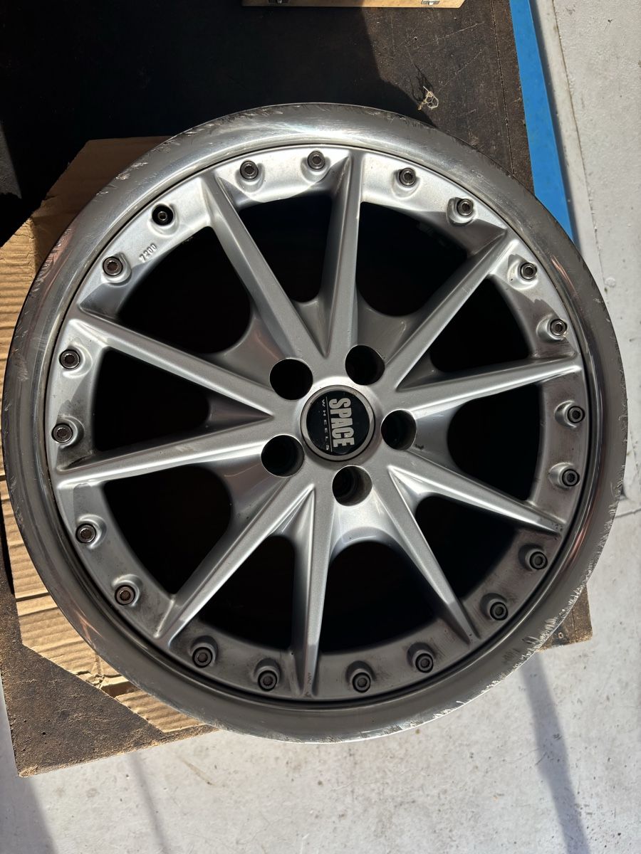 Cerchioni: Jantes Space Wheels 8x17 – Usato da Seleute venduto da kke_9c5d 2