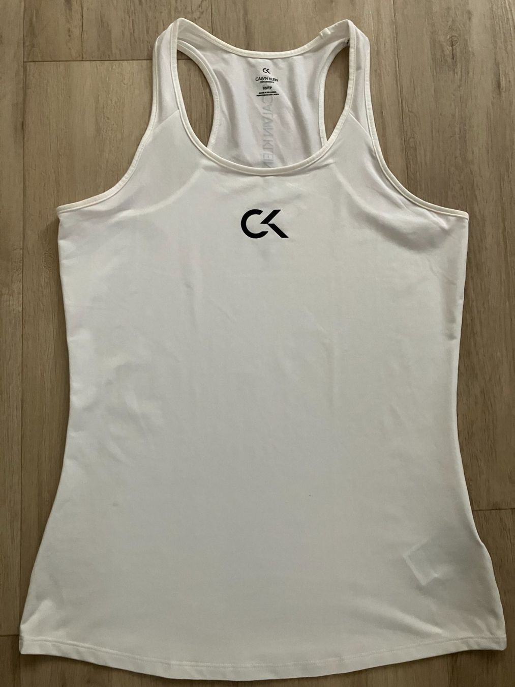 Calvin Klein Tops: Calvin Klein Sport-top, XS – Neu (gemäss Beschreibung) aus Baden von jcm_9dkf