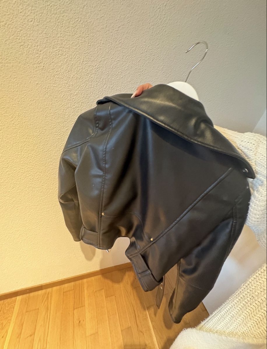 Zara Giacche: Zara Kunsteleder Jacke – Usato da Amriswil venduto da mel_x5s2 1