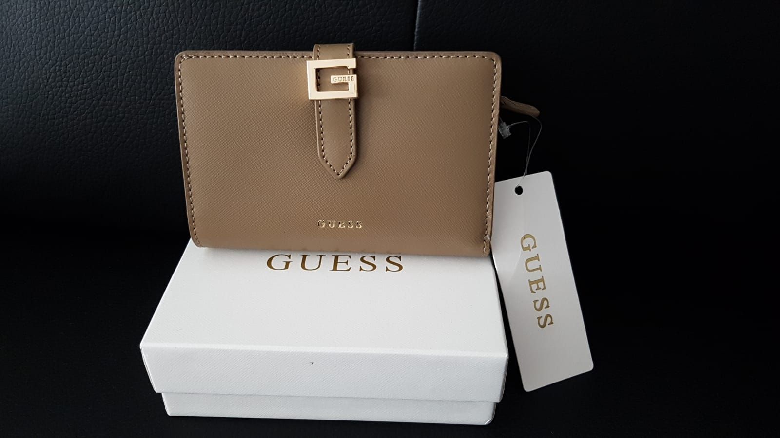 Guess Portamonete: Portemonnaie Guess Leder. – Nuovo e nell'imballaggio originale da Zürich venduto da ata_c8nh 2