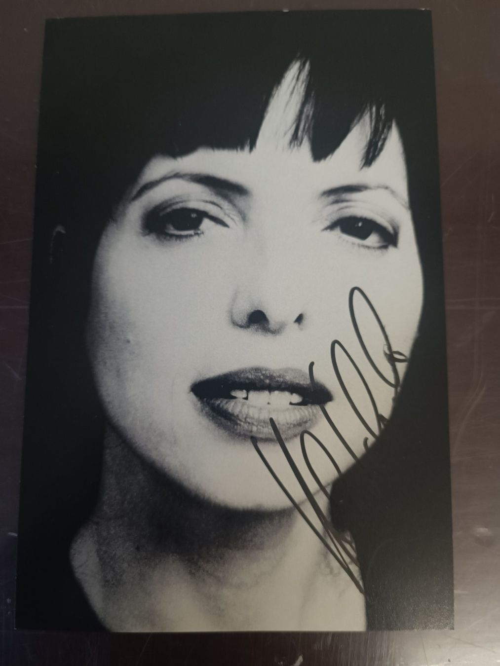 Autografi: Helen Schneider  - handsigniert – Usato da Menziken venduto da Artographs