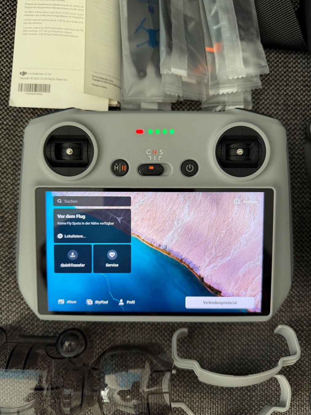 DJI RC Modellbau: DJI Mini 3 Pro Drohne Fly More Set mit Controller, neuwertig – Gebraucht aus Riehen von Nyenhuis 2