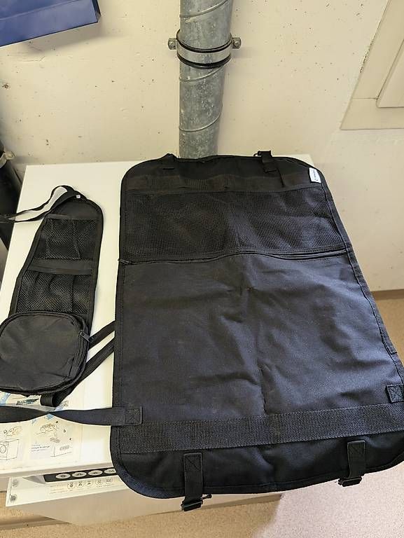 Supporti a parete: Organizer für Autositz  – Usato da Kriens venduto da Thomas_xyz