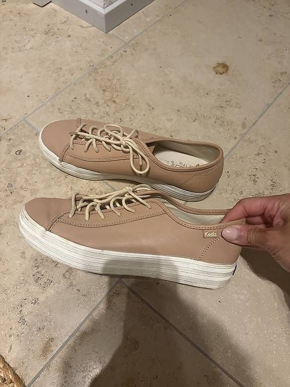 Chaussures femmes: Sneakers  – D'occasion à Zürich par AJO91 2