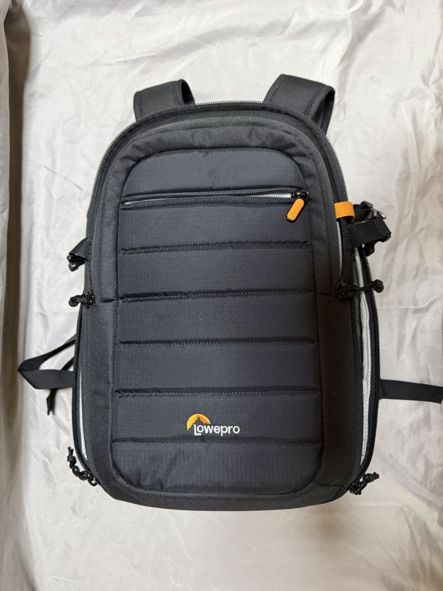 Lowepro Zaini: Lowepro Tahoe BP 150 Rucksack schwarz – Usato da Ballwil venduto da Quinaara