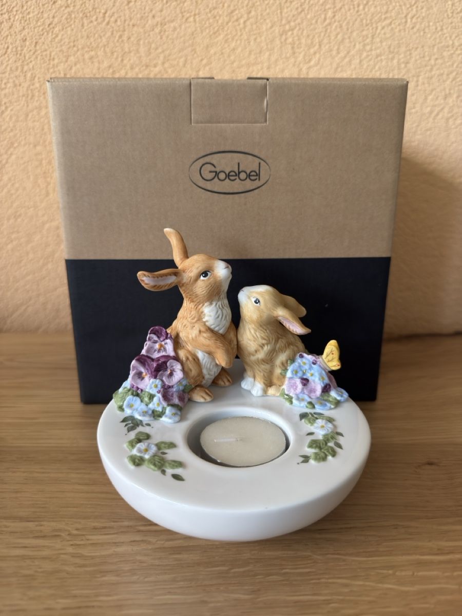 Statuette: Ostern Goebel Teelicht mit Osterhasen – Nuovo e nell'imballaggio originale da Sarmenstorf venduto da Nathaliie_21