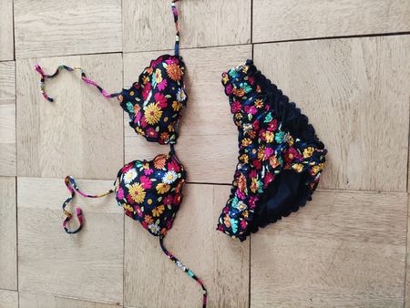 Calzedonia Bikini geblühmt