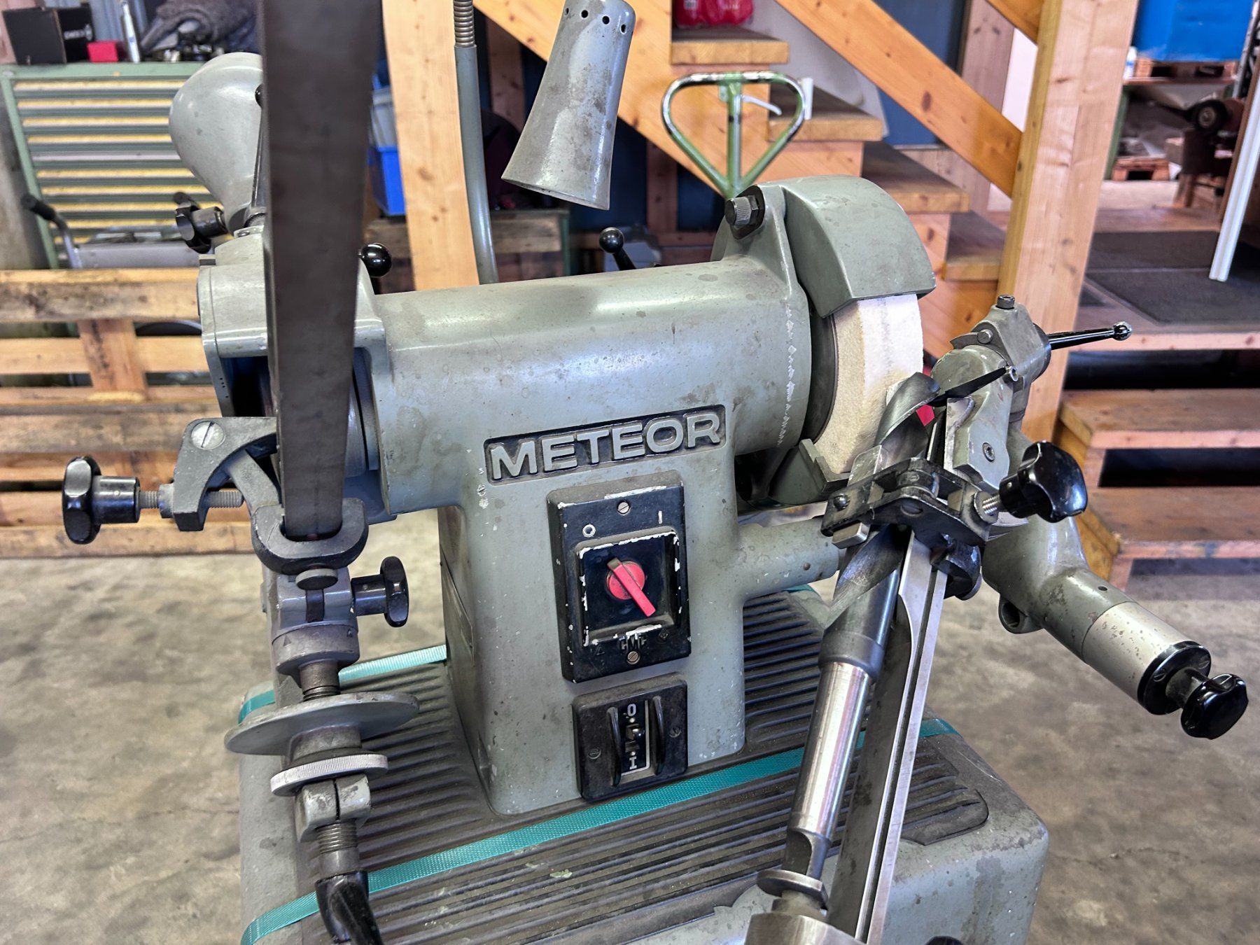 Toutes les machines: METEOR Bohrerschleifmaschine – D'occasion à Münchenstein par fransch 6