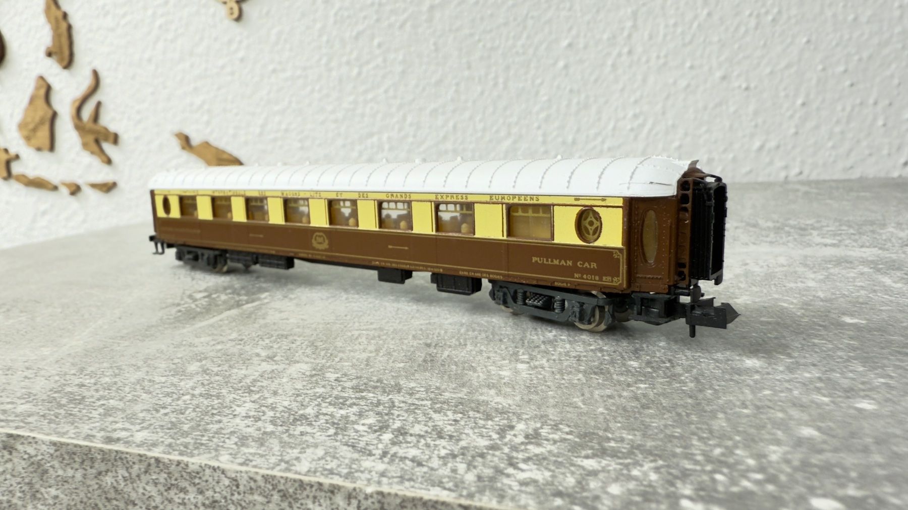 Rivarossi Modellini di ferrovie: Rivarossi Europeen Express Pullman Car Spur N – Usato da Schlieren venduto da rat_lq6b 7